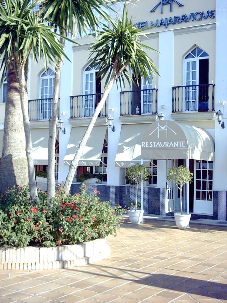 Hotel Majaravique Sevilla — hotel in La Rinconada