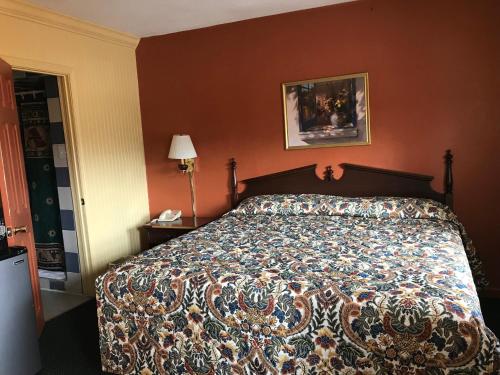 GreenLawn Motel - photo 14