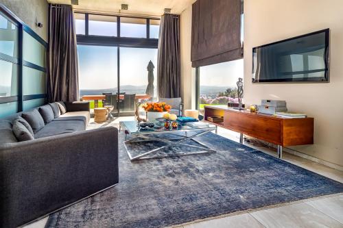 Stellar Guest Villa on Stunning Wine Farm