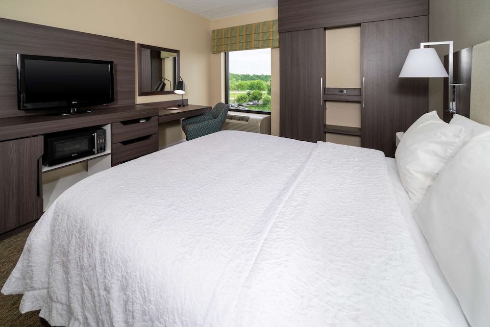 Hampton Inn & Suites Valley Forge Oaks - photo 7