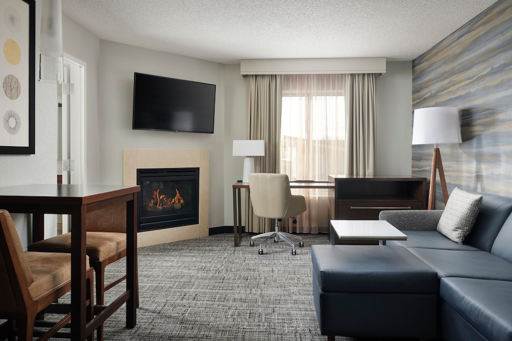 Residence Inn by Marriott Grand Rapids Airport - photo 12