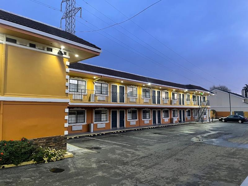 Bay Area Inn Suites Hayward — Hayward