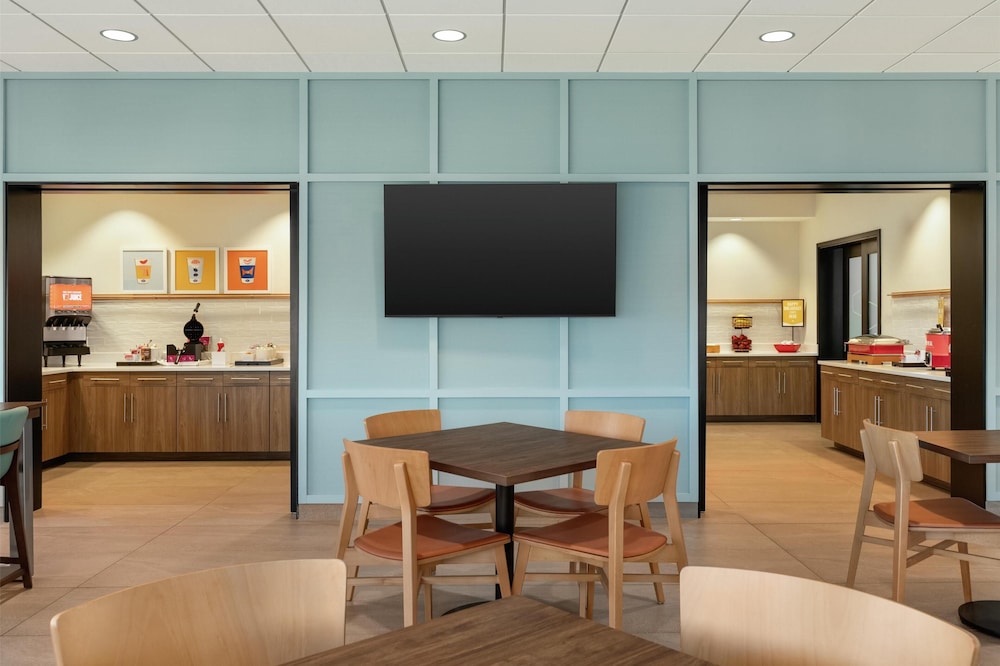 Hampton Inn Hagerstown - photo 22