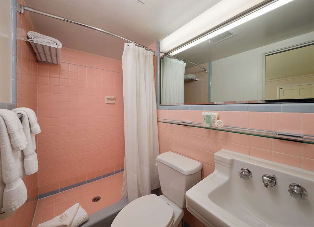 Little America Hotel - photo 13