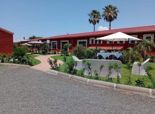 Hostaria delle Memorie - carbon neutral hotel in Curinga