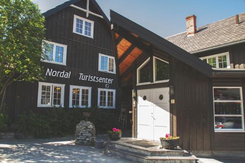 Nordal turistsenter — hotel in Fossbergom
