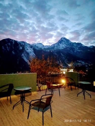 UP Holiday Home — 4-Star Luxury Hotel in Step'antsminda, Georgia