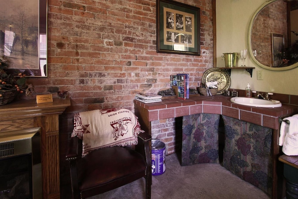 Old Northside Bed & Breakfast - photo 22