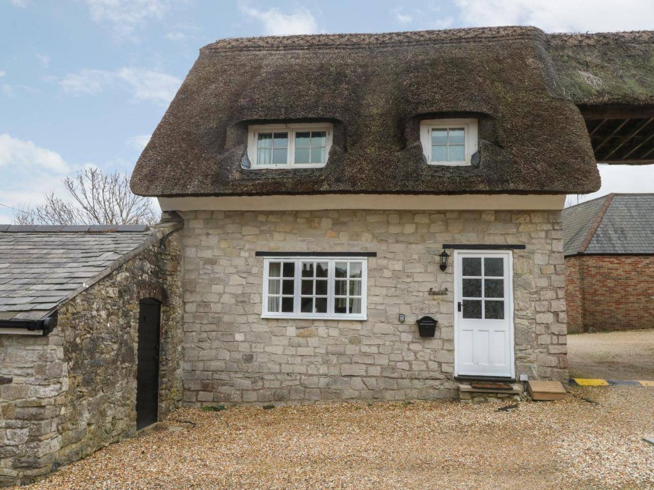 Laurel Cottage — 4-Star Luxury Hotel in Weymouth, United Kingdom
