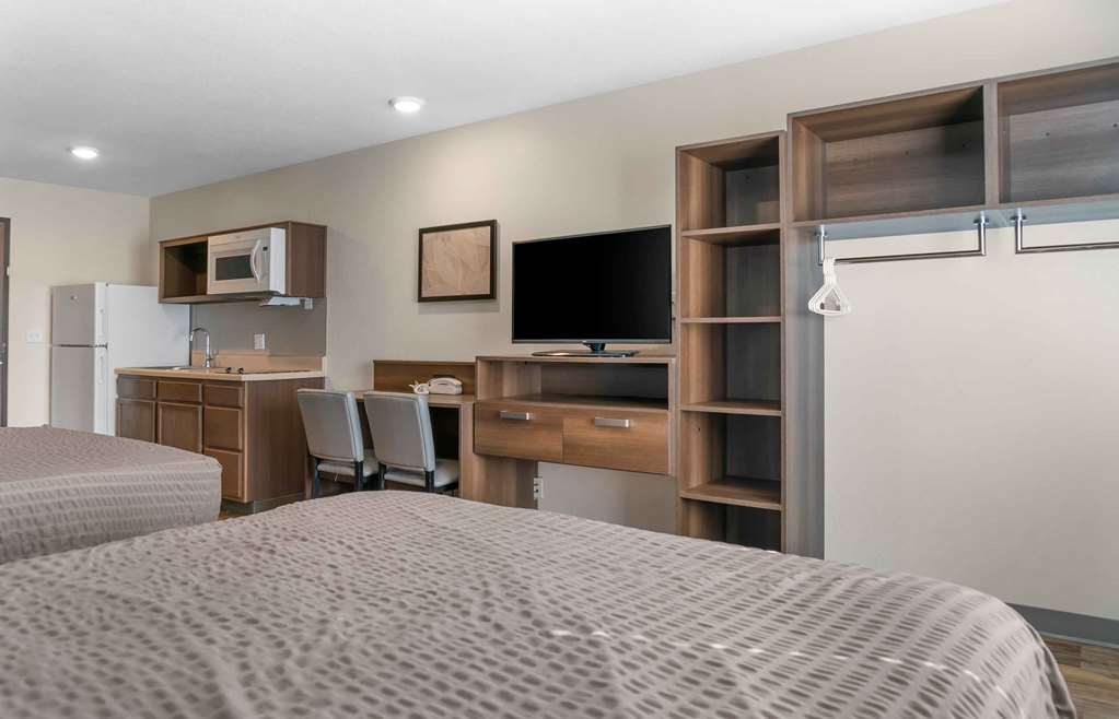 Extended Stay America Suites Detroit Rochester Hills - photo 22