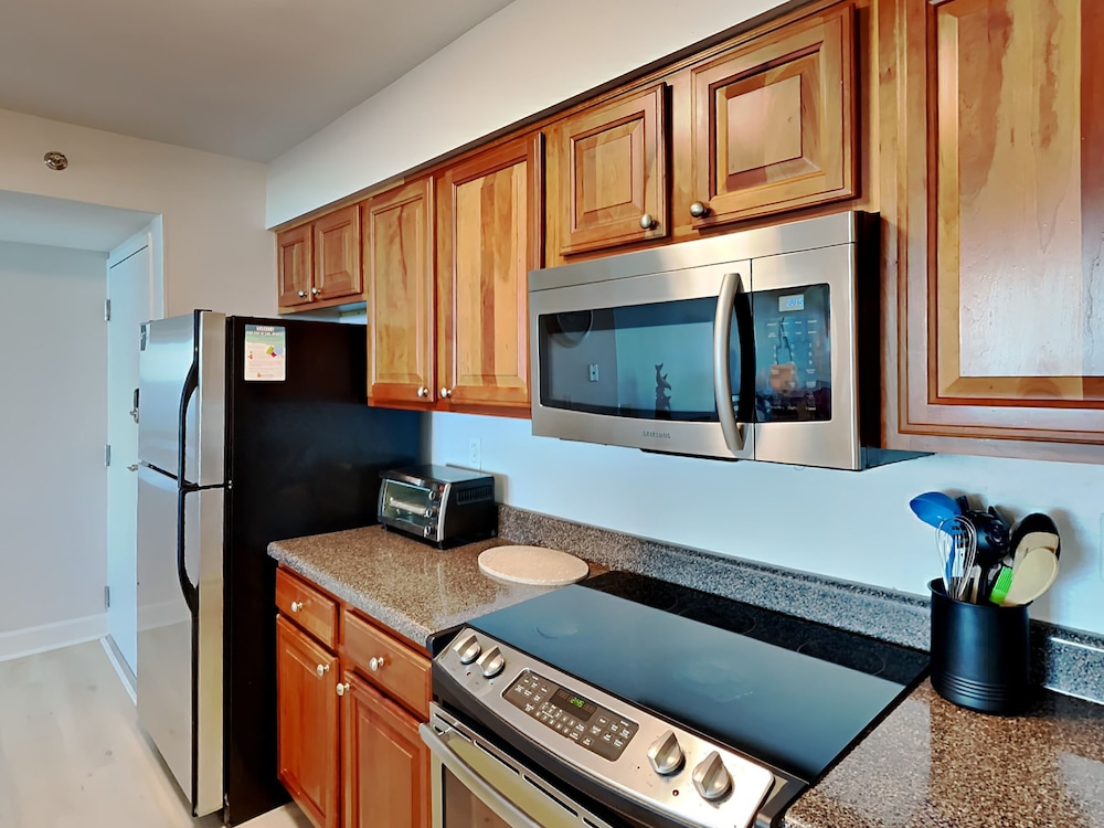 Tristan Towers by Southern Vacation Rentals - photo 14