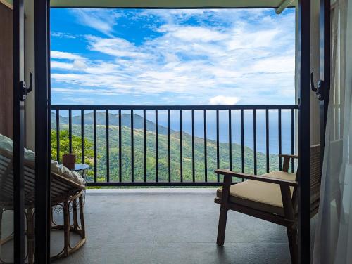 Ponderosa Golf and Resort — 4-Star Luxury Hotel in Puerto Galera, Philippines