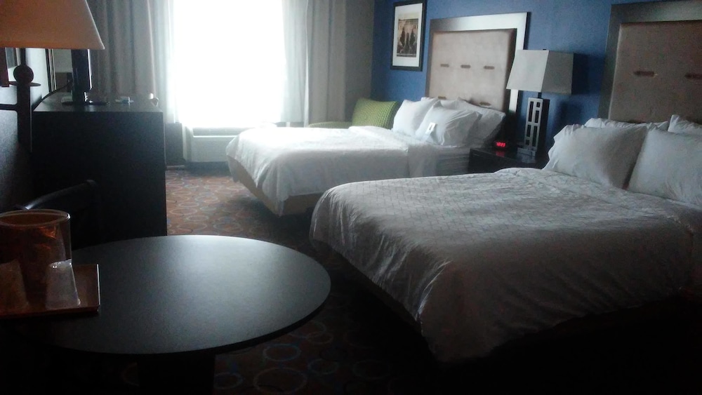 Holiday Inn Express Hotel & Suites Manchester Airport by IHG - photo 9