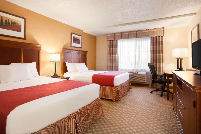 Portage Inn & Suites Kalamazoo - photo 17