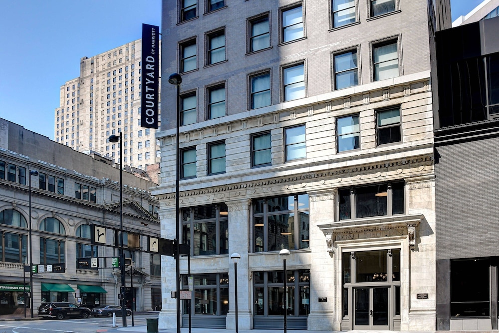 Courtyard by Marriott Cincinnati Downtown - photo 40