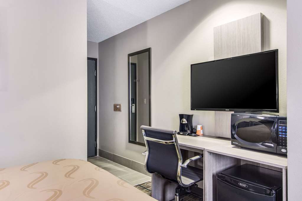 Quality Inn & Suites Grove City Outlet Mall - photo 17