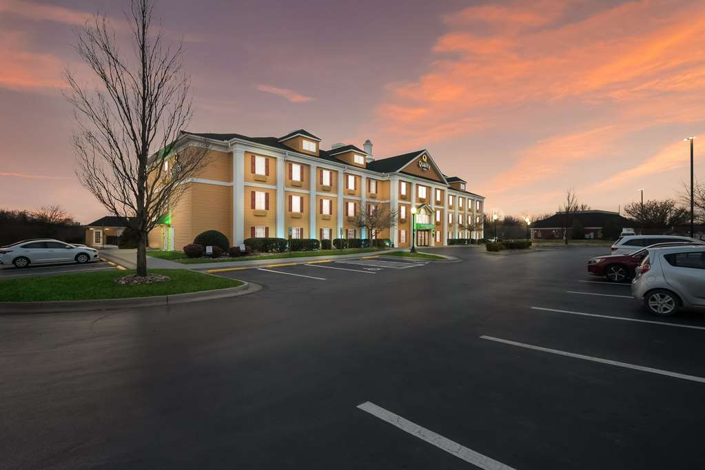 Quality Inn Alcoa Knoxville - photo 4