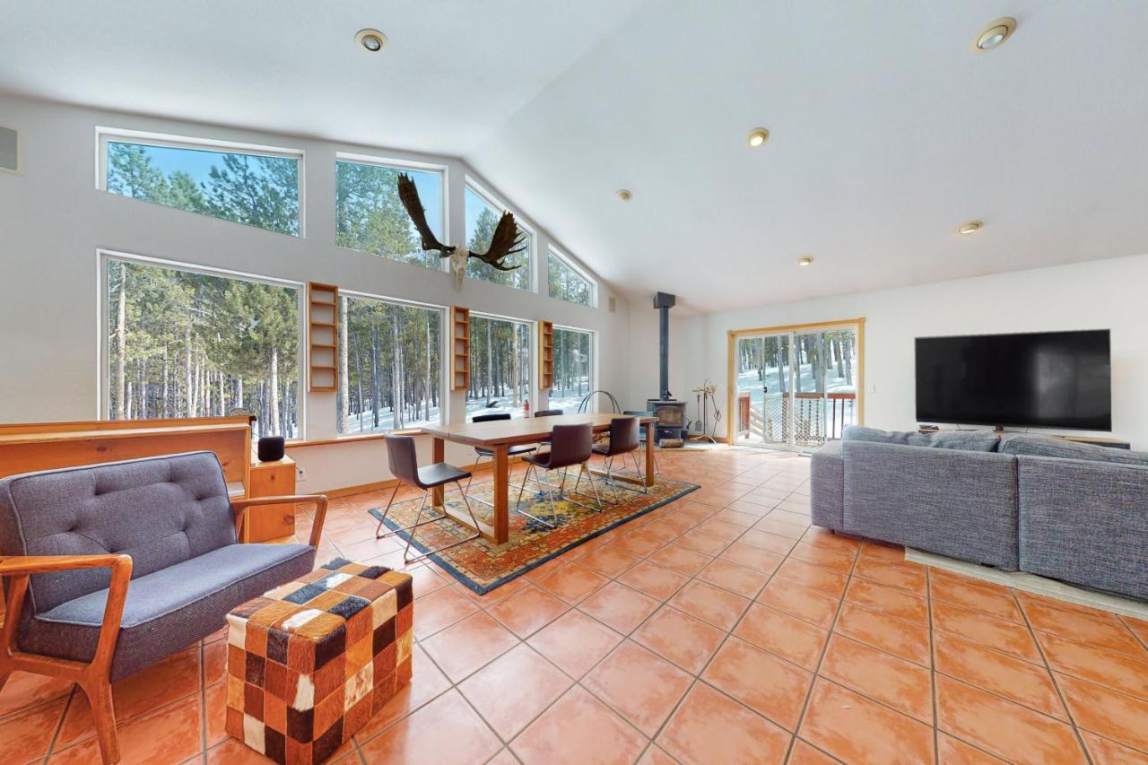 Lakeside Drive Retreat in Fairplay, United States