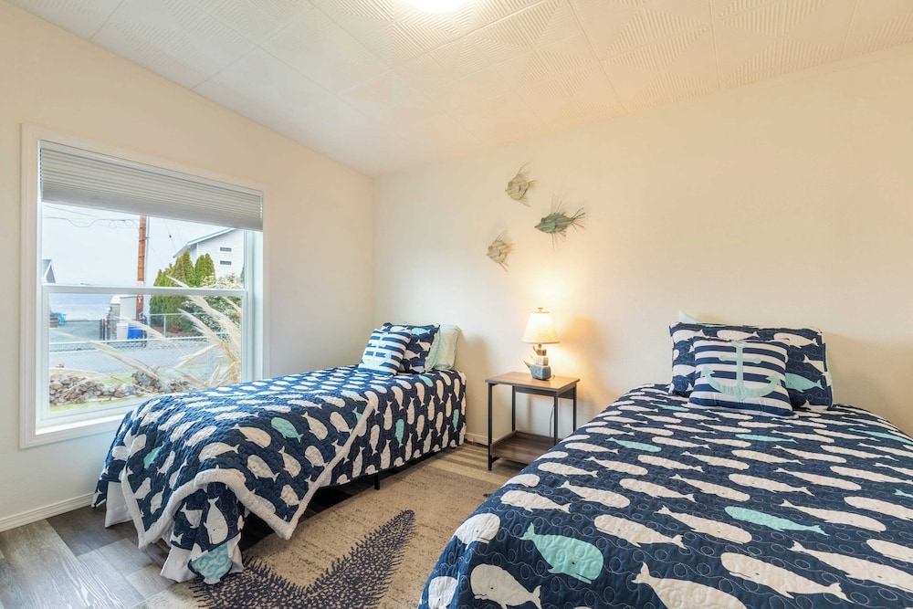 Sunny by the Sound by AvantStay Coastal Escape - photo 29