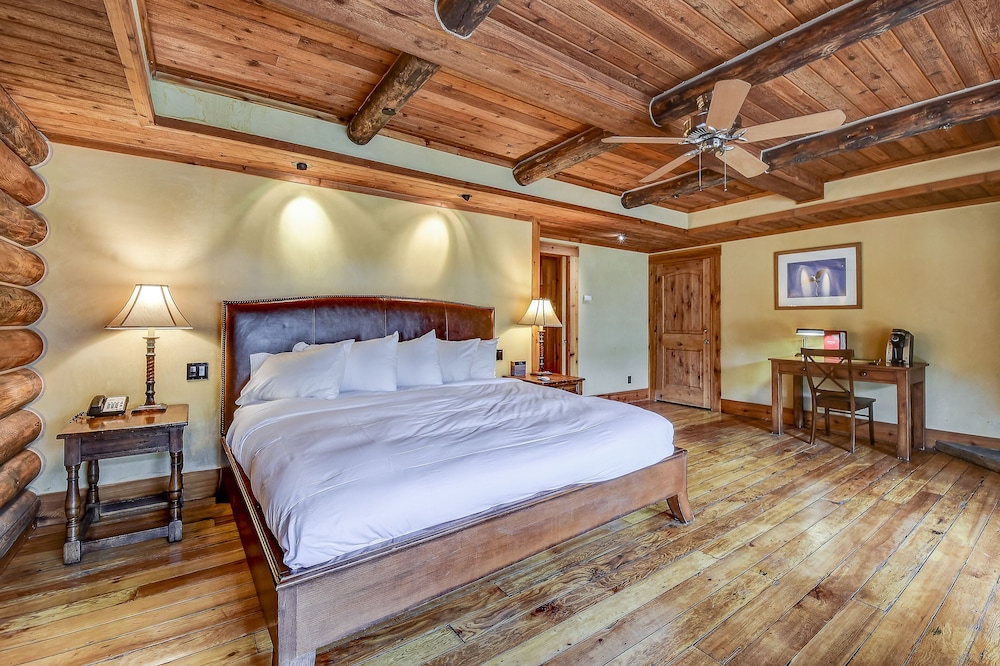Rainbow Ranch Lodge - photo 16