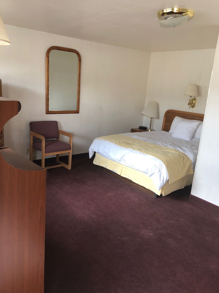 New Western Motel - photo 9