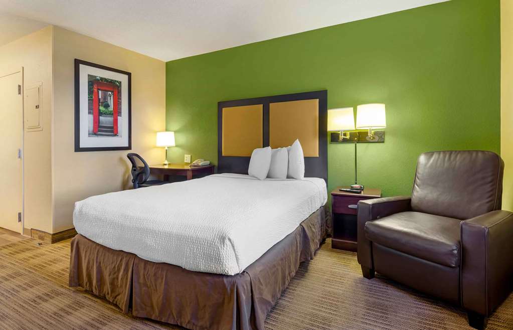 Extended Stay America Suites Lynchburg University Blvd - photo 12