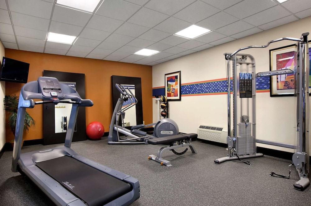 Hampton Inn Atlanta Stockbridge - photo 26