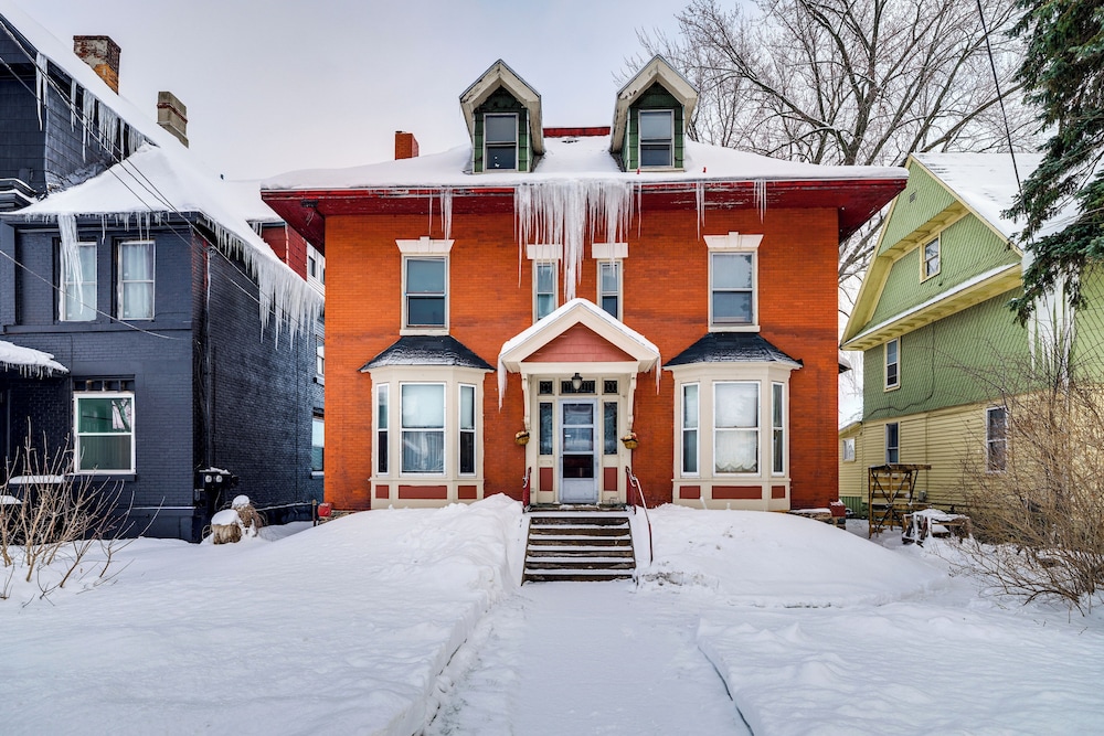 Steps To Dtwn Sault Ste Marie Historic Home 22326043 — Sault Ste Marie