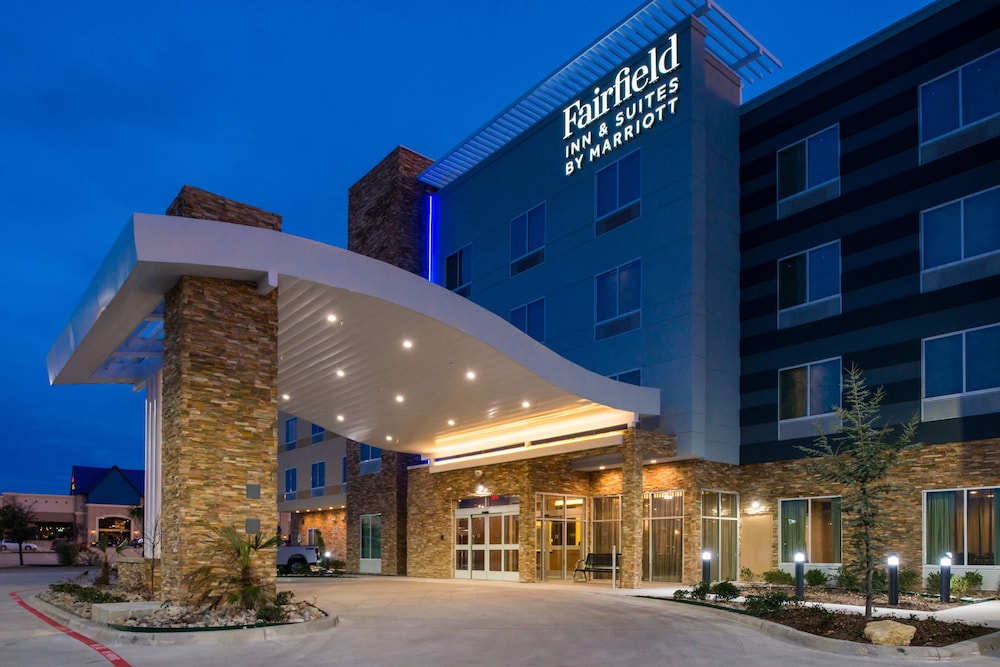 Fairfield Inn & Suites by Marriott Fort Worth Southwest at Cityview - photo 25