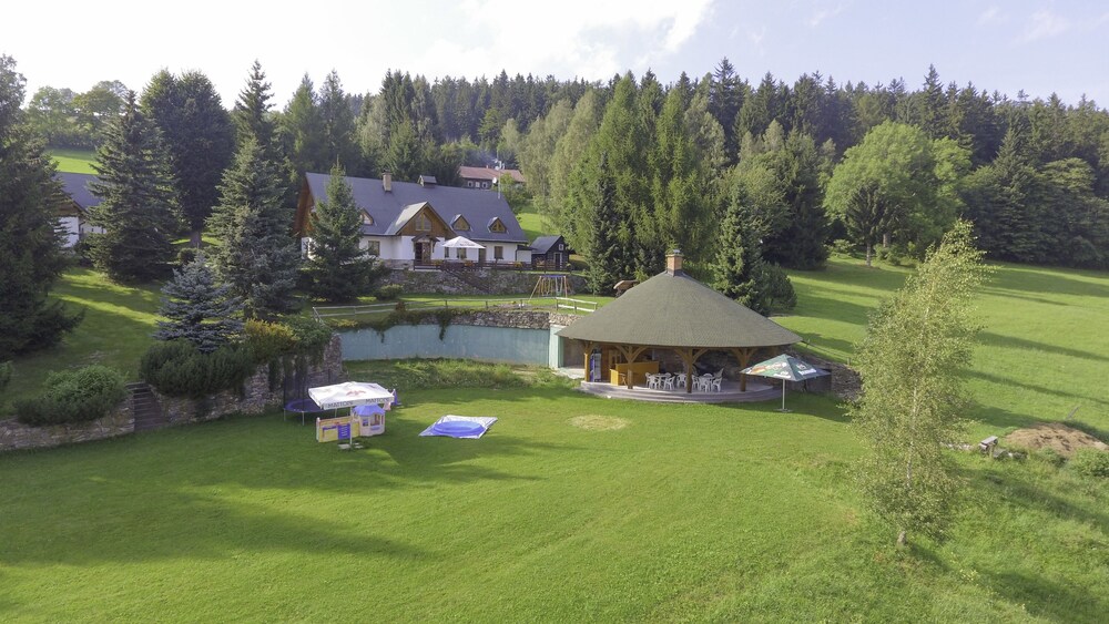 Hotel Gabriela — hotel in Benecko