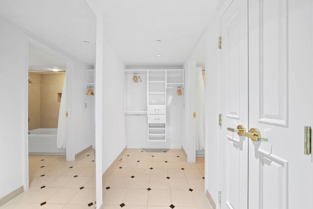 2br 3ba Condo Right Between Hard Rock and Ocean Casino - photo 15