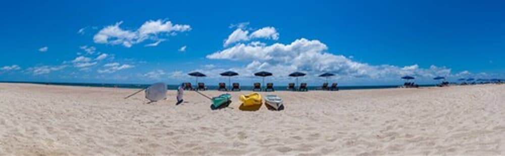 Sun Tower Hotel & Suites on the Beach - photo 37