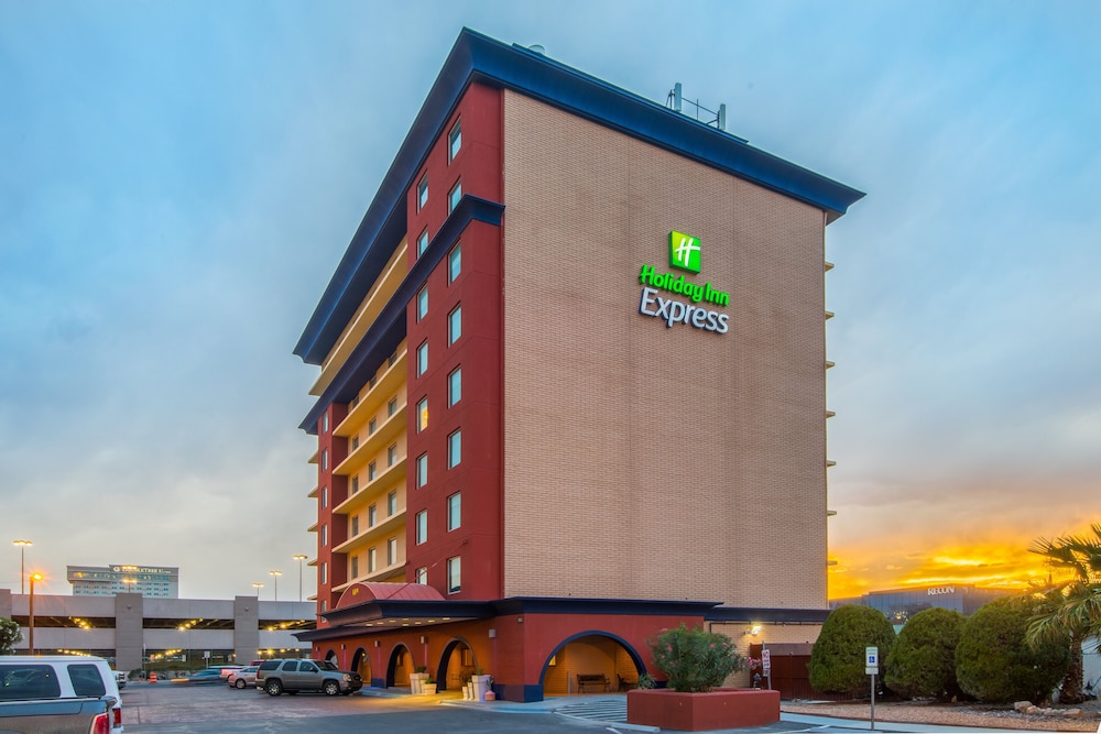 HI Express El Paso Downtown by IHG - photo 33