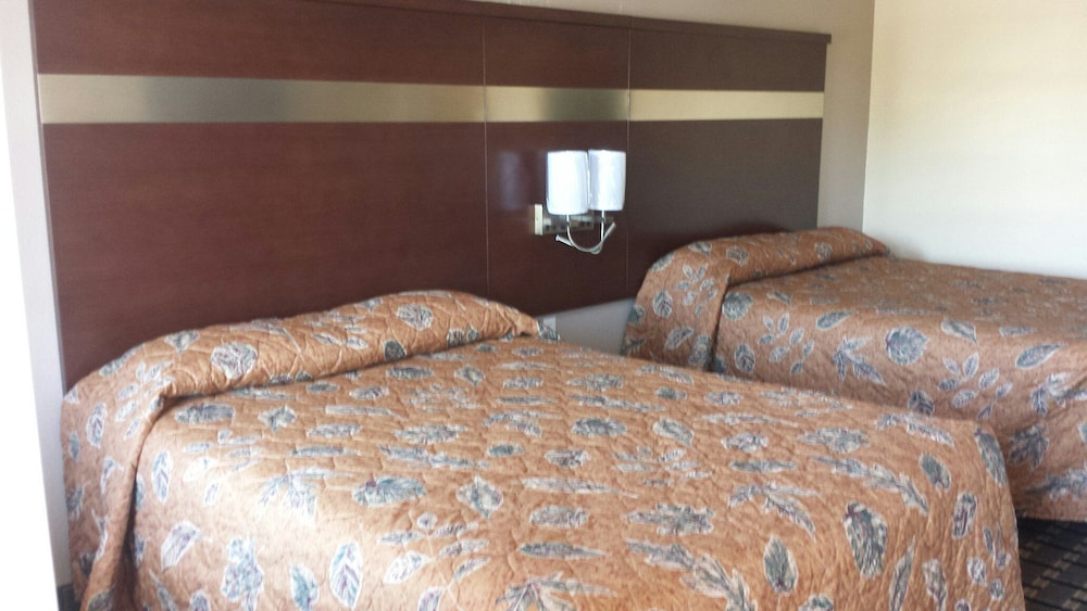 Taylor village inn and suites - photo 6