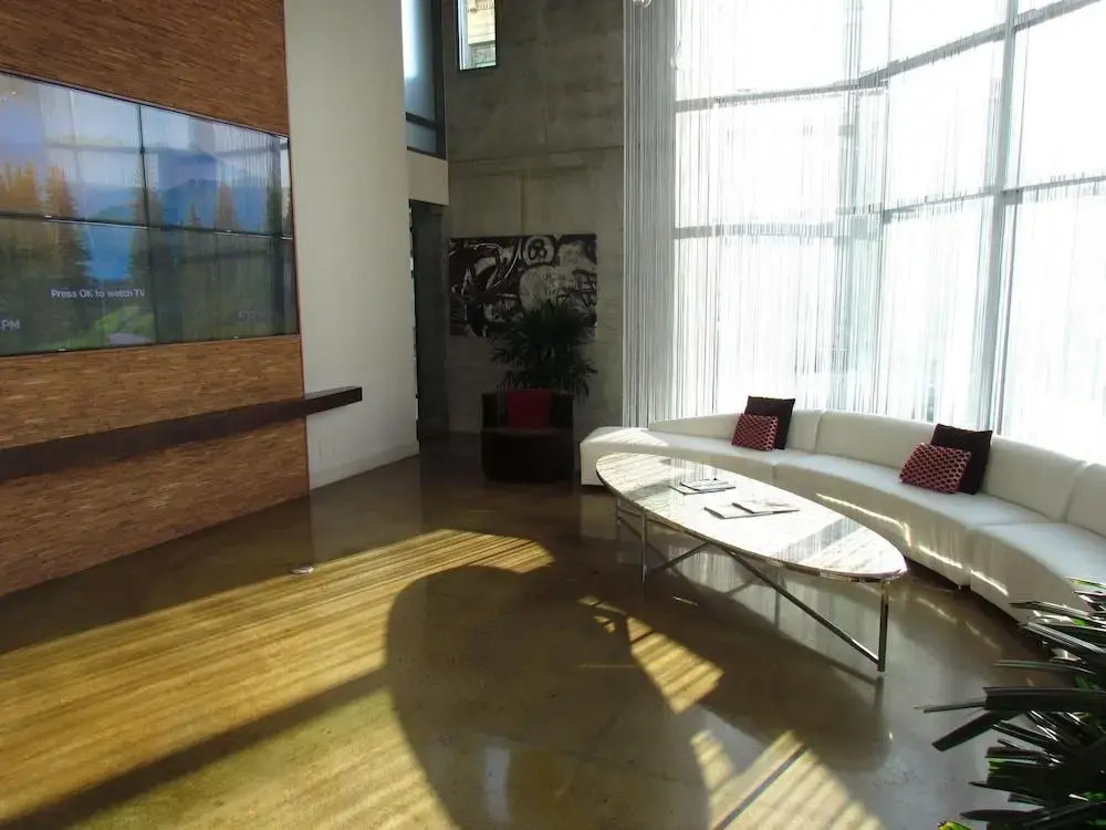 Luxury Loft Next to Staples Center - photo 4