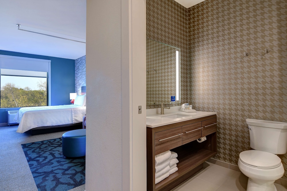 Home2 Suites by Hilton North Plano Hwy 75 - photo 27