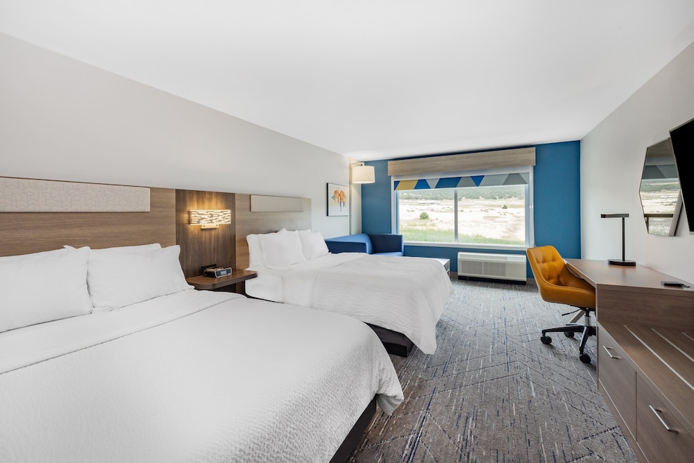 Holiday Inn Express & Suites Nephi by IHG - photo 11
