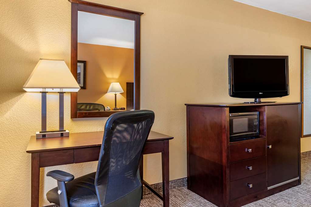 Quality Inn Russellville I 40 - photo 13