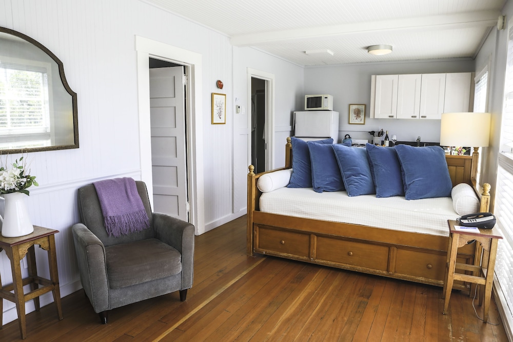 The Inn at Schoolhouse Creek - photo 39