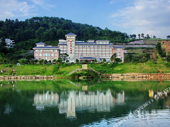 Fulongwan Hotel — hotel in Yongfu