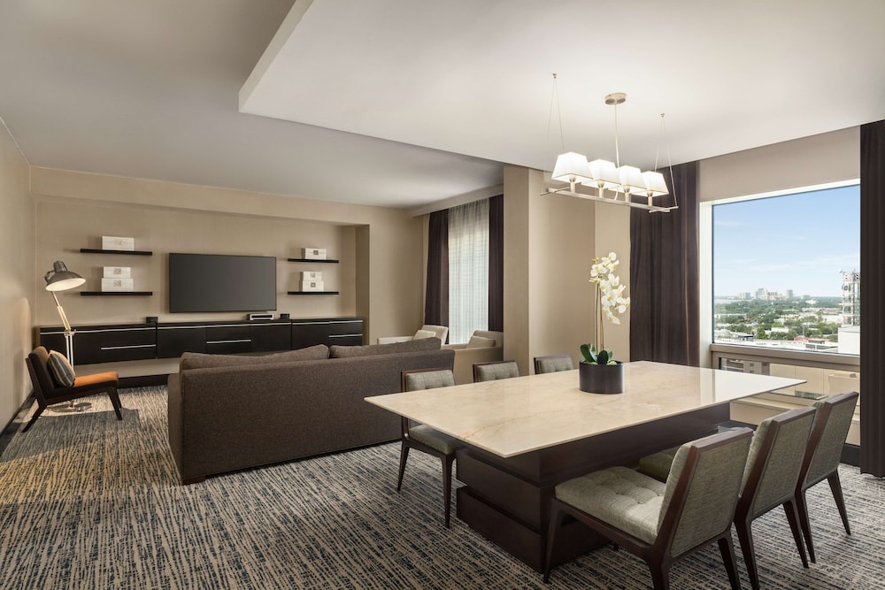 Hilton Tampa Downtown - photo 38
