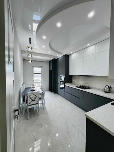 Comfortable Apartment in Kutaisi — 4-Star Luxury Hotel in Kutaisi, Georgia