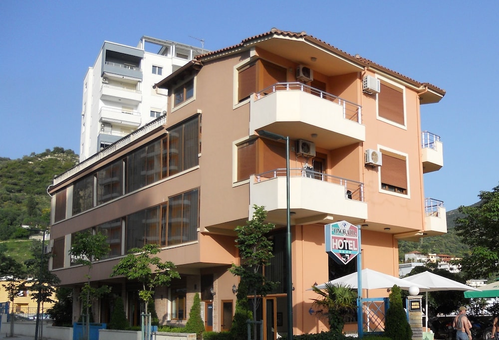 Onorato Hotel - carbon neutral hotel in Vlore