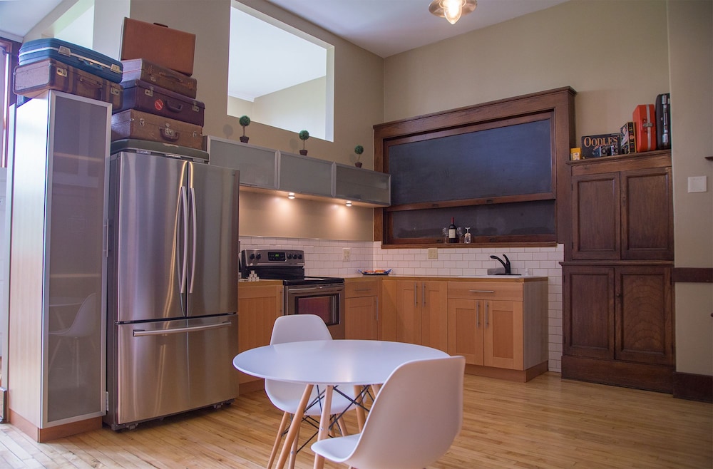 School 31 Lofts at Colors Studios - photo 32