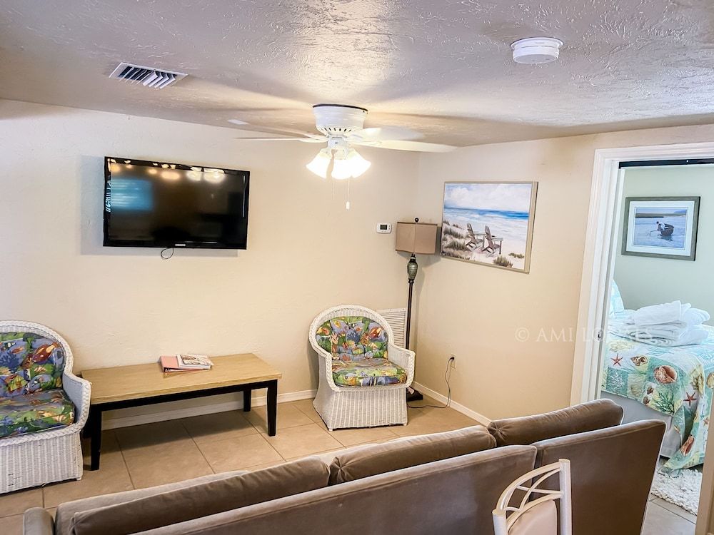 Bridge 6 Bradenton Beach 2 Br Hotel Room - photo 14