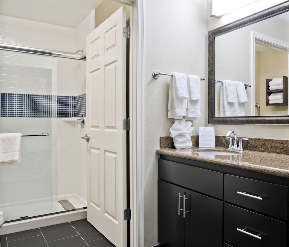 Staybridge Suites Charlotte Ballantyne by IHG - photo 22