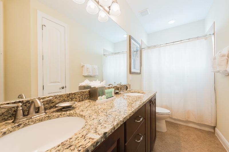 Encore Resort Vacation Homes & Waterpark - photo 36