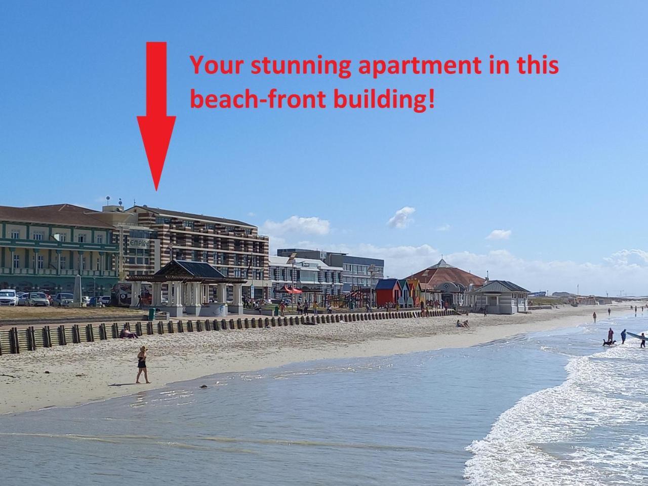 Surfers Corner Beach Apartment with Secure Parking