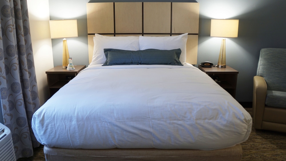 Candlewood Suites Vancouver Camas by IHG - photo 7