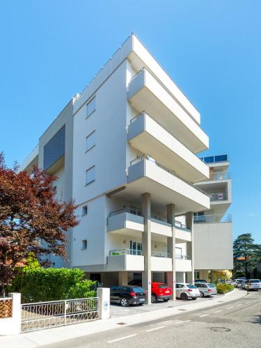 Residenza Osoppo — 4-Star Luxury Hotel in Lignano Sabbiadoro, Italy